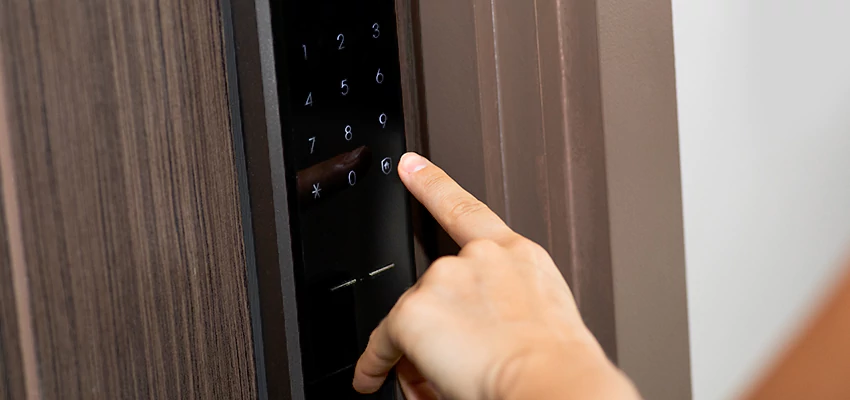 Smart Electric Locks Replacement Services in Earlimart, CA
