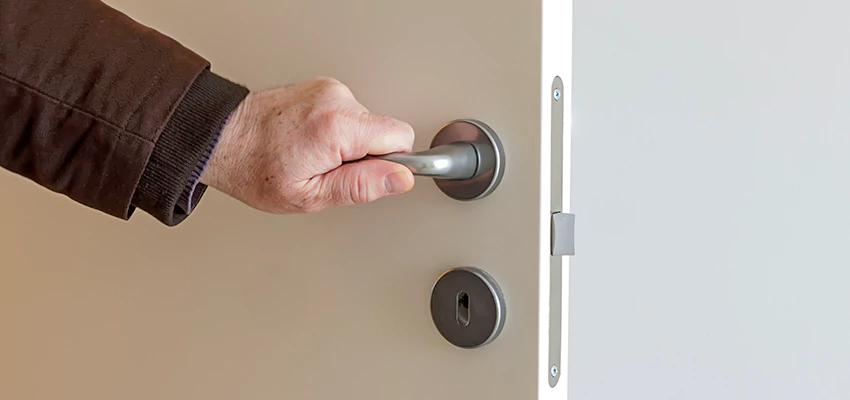 Restroom Locks Privacy Bolt Installation in Earlimart, California