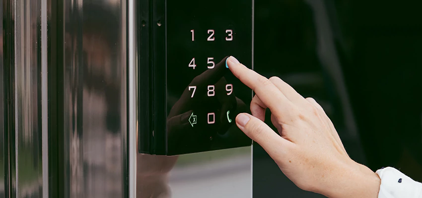Keyless Door Entry System in Earlimart, CA