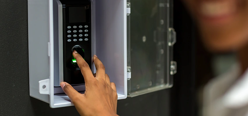 Eye Scan Biometric Entry Systems Maintenance in Earlimart, California